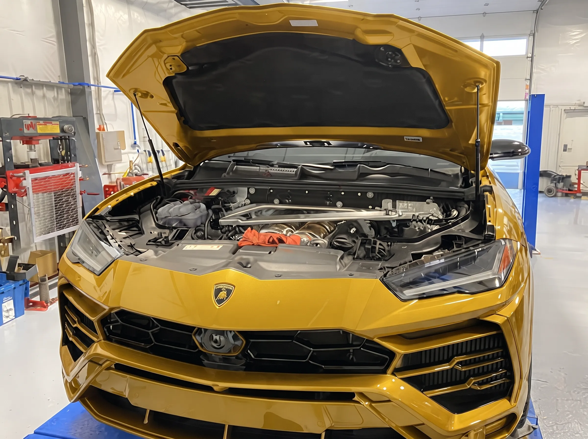 Lamborghini Engine repair dubai