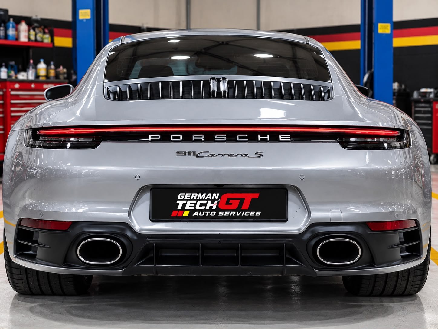 Porsche 911 Service Dubai